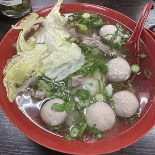 17. Chiu Chow Rare Beef and Beef Ball Big Noodle Soup
