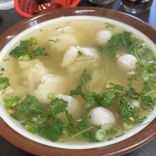 21. Chiu Chow Filet Fish Big Noodle Soup