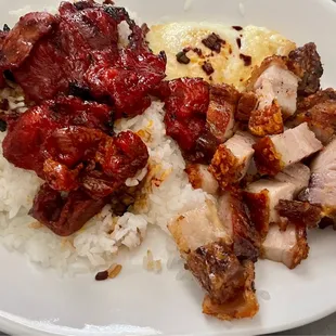 Crispy skin pork belly, grilled pork