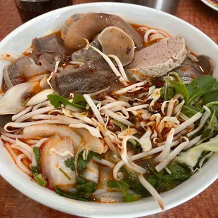 Best bun bo hue (mixed with veggies) in town