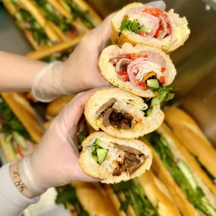 SANDWICHES 

TOP: Bánh mì thịt nguội - cold cut combination 
BOTTOM: Bánh mì thịt nướng - bbq pork