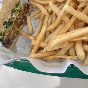 Harold Hanold McDonald