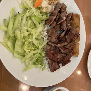 Vermicelli with pork and egg roll