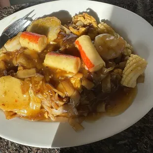 Chow fun seafood , no Chinese broccoli.