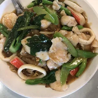 20. Seafood Rice Noodle Soup