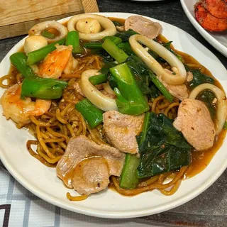 119. House Chow Mein