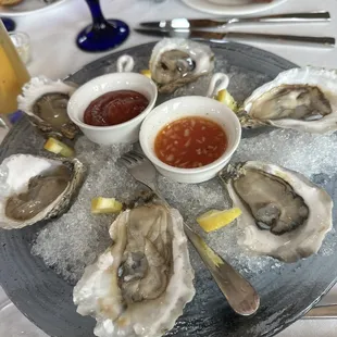 Cold Water Oysters &amp; Clams*