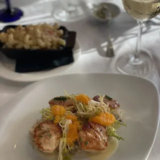 Seared Scallops*