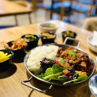 Spicy Pork Bulgogi with Steamed Rice()
