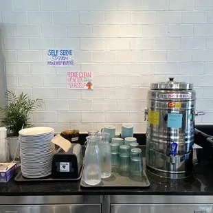 Self service station