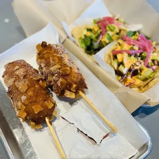 chicken wings and fried chicken, food