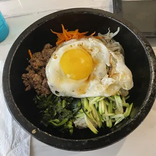 Dolsot Bibimbap