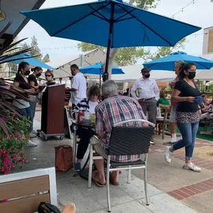 Love seeing people out again!