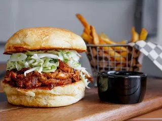 Polly's Pies Restaurant & Bakery