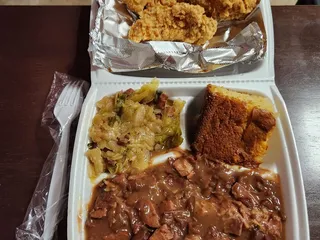 Magilla's Grill and Lounge