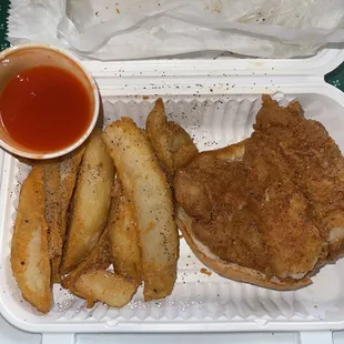 Didn&apos;t like catfish sandwich, crispy with hardly any meat &amp; chewy. The fries were tough. I&apos;ll Stick with the dinner.