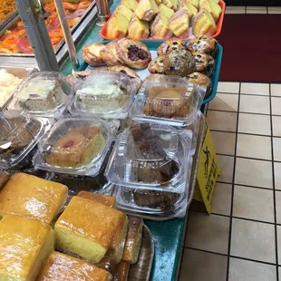 Cakes n stuff