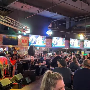 Great selection of TVs to watch sports on