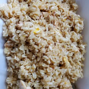 Closer view of chicken fried rice.