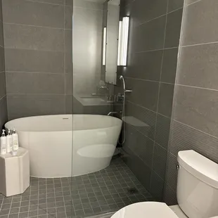 Lovely soaking tub shower combo