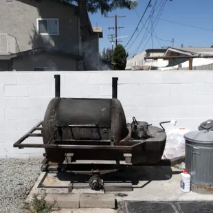 Smoker hard at work.