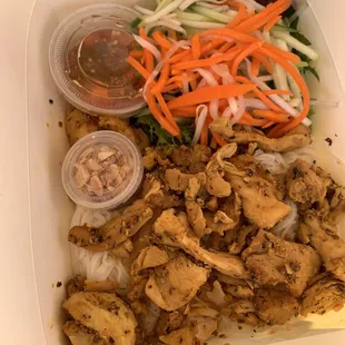 Lemongrass chicken vermicelli bowl