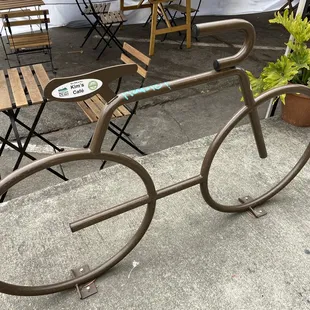 Bike rack shaped like a bike