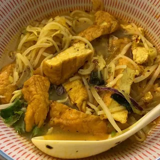 Turmeric Tofu Noodle Soup (m qung chay)