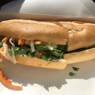 Lemongrass Chicken Sandwich (g s t)