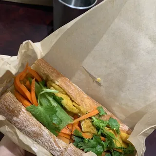 Curry Tofu Sandwich (u h cari)