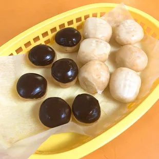 Donut holes