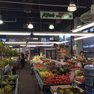 the produce section of a grocery store