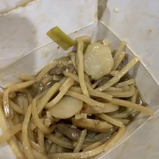 Beef with Hot Garlic Sauce. Why is it so beige???