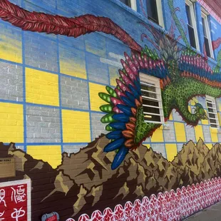 Mural on the outside of Kim&apos;s