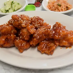 Seasoned Chicken (양념치킨) [spicy]