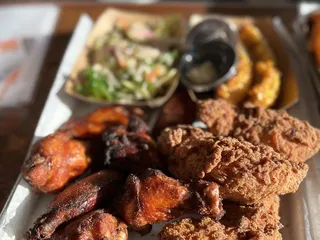 Boss ChickNBeer