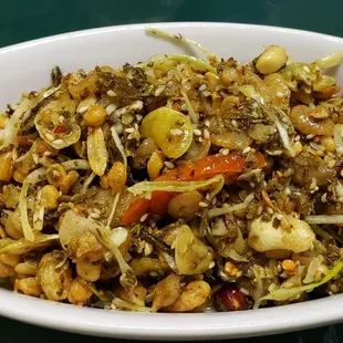 Tea salad