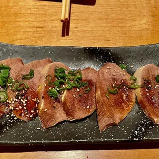 Grilled beef tongue