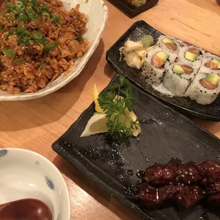 Salmon avocado roll