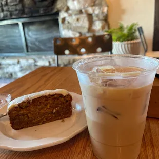 Love love love the Gluten Free pumpkin bread! I always get another one to go!