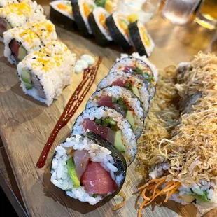 More rolls :) a la carte