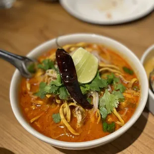 Curry noodles
