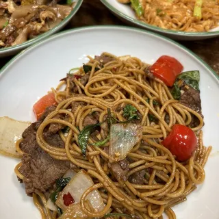 KIN Spicy Seafood Spaghetti