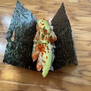 Spicy Salmon Temaki