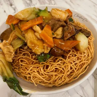 Mì xào giòn Seafood Crispy Noodle