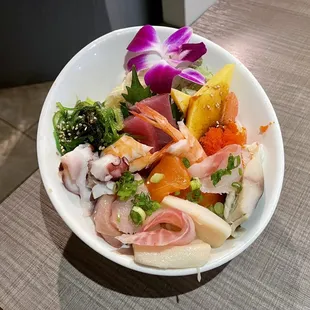 Chirashi don