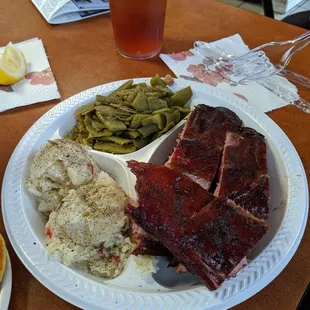 4 ribs, potato salad and green beans