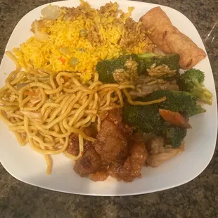 Fried rice, lo mein, general tso chicken, and beef with broccoli.