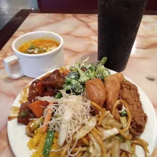 Lunch buffet selections