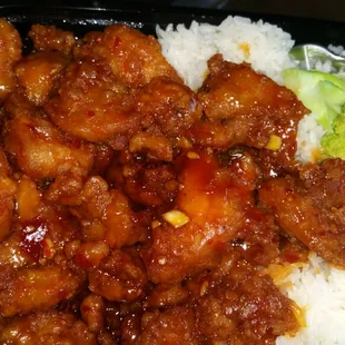 General Tsos Dinner Combo sub white rice and spring roll about $8 delivery took 45min but still hot and delicious!